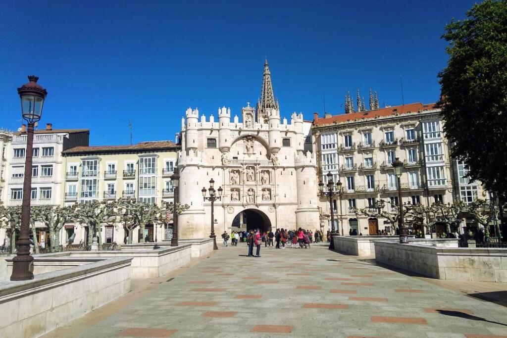 Tu Hogar En El Camino. Burgos Centro. Vut. Wifi Apartment Exterior photo